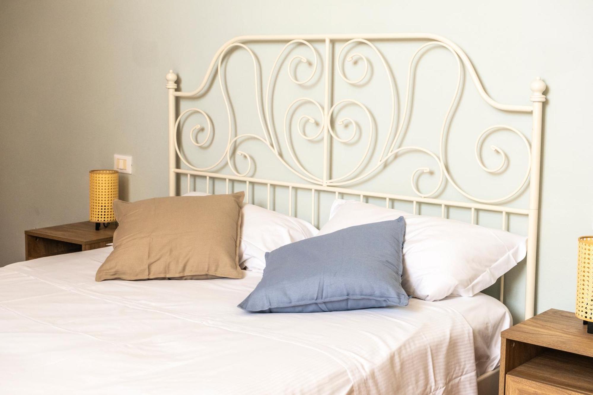 Palazzo Oddo Rental Rooms ألبينغا المظهر الخارجي الصورة